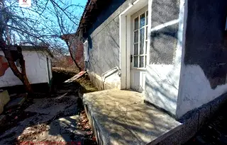 Къща в Перник, Радомир