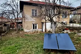 Къща в Перник, Радомир