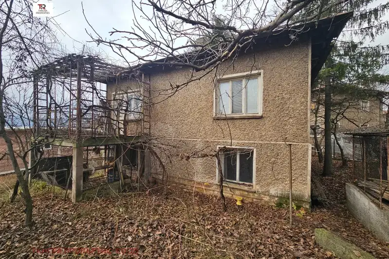 House in Oblast Pernik, Radomir