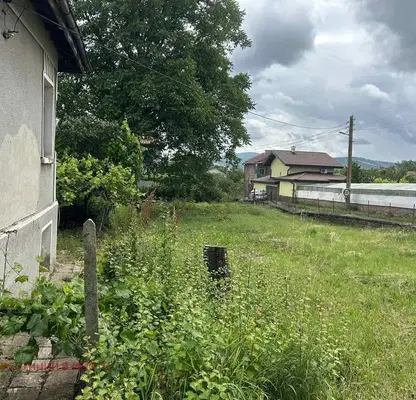 Снимка 5 — Къща в Перник, с. Бегуновци
