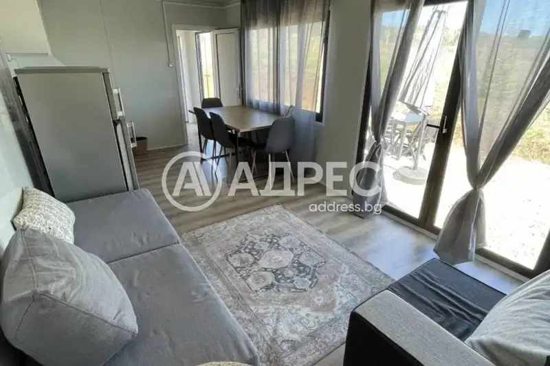 Small 2-room house in Breznishki Izvor village, near the dam