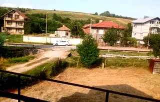 Къща в Перник, с. Черна гора