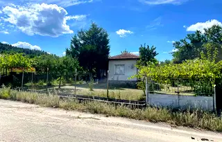 Къща в Перник, с. Чуковец