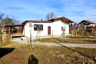 Къща в Перник, с. Долна Диканя
