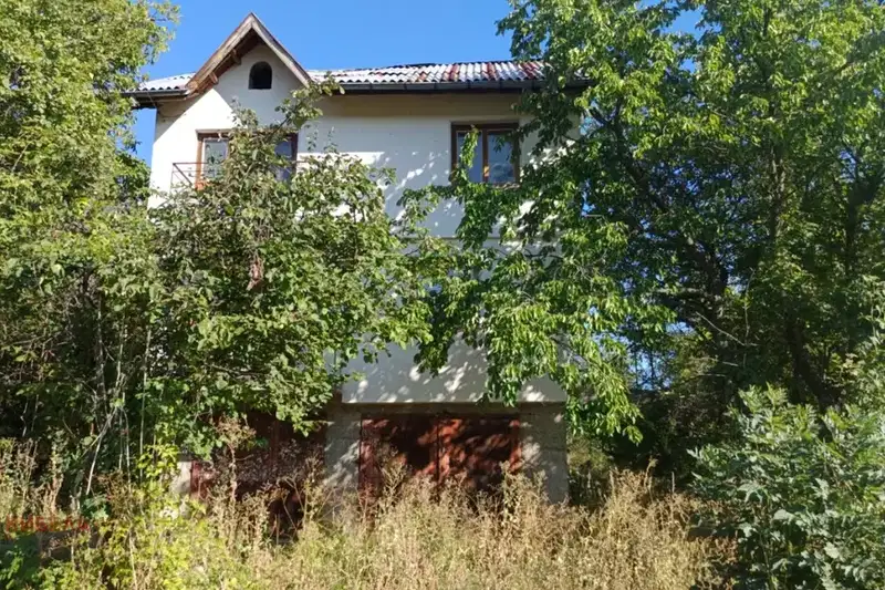 House in Oblast Pernik, Dolni Romanci