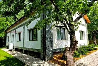 Къща в Перник, с. Драгичево