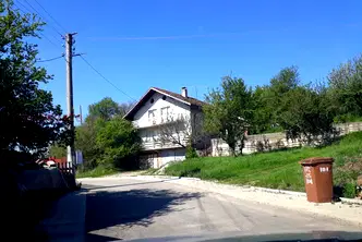 Къща в Перник, с. Габровдол