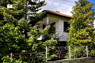 Къща в Перник, с. Големо Бучино