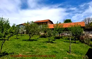 Къща в Перник, с. Горна Врабча
