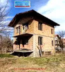 Къща в Перник, с. Гълъбник