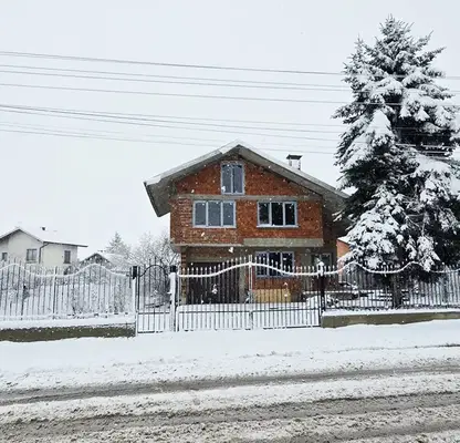 Photo 4 — House in Oblast Pernik, Izvor