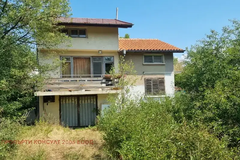 House in Oblast Pernik, Kasilag