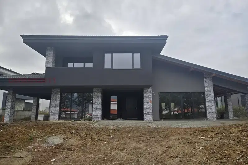 House in Oblast Pernik, Kladnica