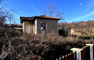 Къща в Перник, с. Кралев дол