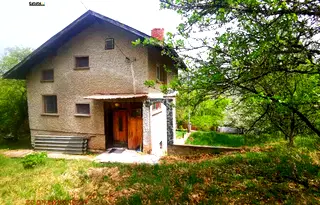 Къща в Перник, с. Мрамор