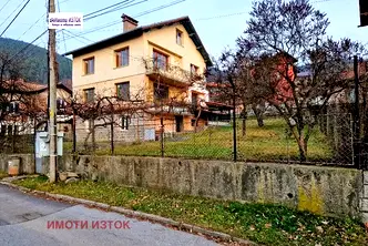 Къща в Перник, с. Рударци
