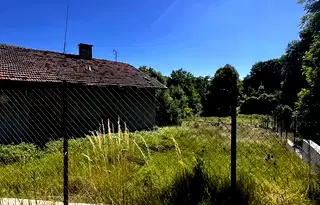 Къща в Перник, с. Садовик