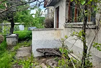 Къща в Перник, с. Садовик