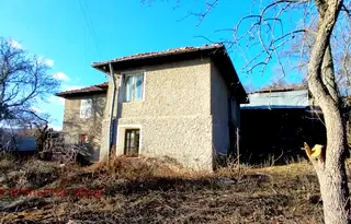 Къща в Перник, с. Садовик