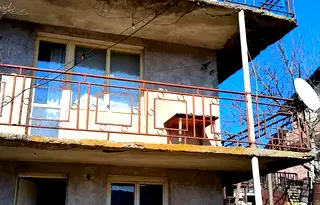 Къща в Перник, с. Селищен дол
