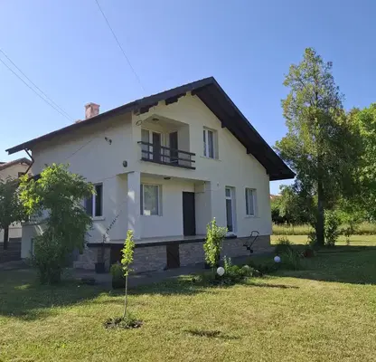 Снимка 3 — Къща в Перник, с. Стефаново