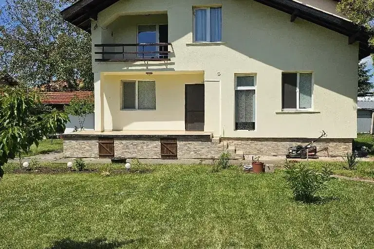 House in Oblast Pernik, Stefanovo