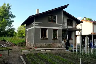 Къща в Перник, с. Стефаново