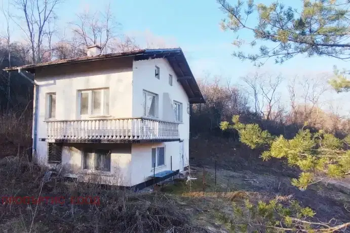 Къща в Перник, с. Студена