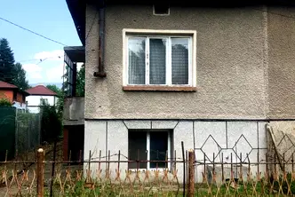 Къща в Перник, с. Студена