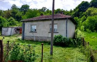 Къща в Перник, с. Светля