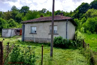 Къща в Перник, с. Светля