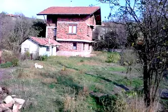 Къща в Перник, с. Видрица