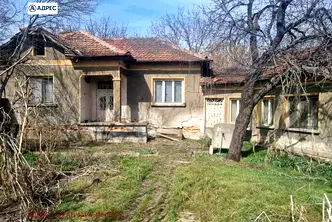 Къща в Плевен, Долна Митрополия