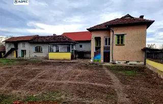 Къща в Плевен, Долни Дъбник