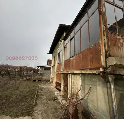Photo 5 — House in Pleven, Kneja
