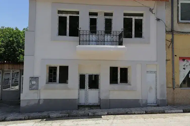 Къща в Плевен, Никопол