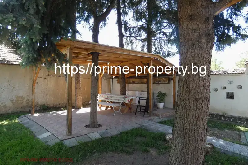 House in Oblast Pleven, Asenovci