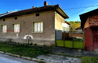 Къща в Плевен, с. Беглеж