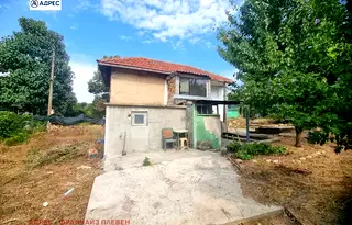 Къща в Плевен, с. Брестовец
