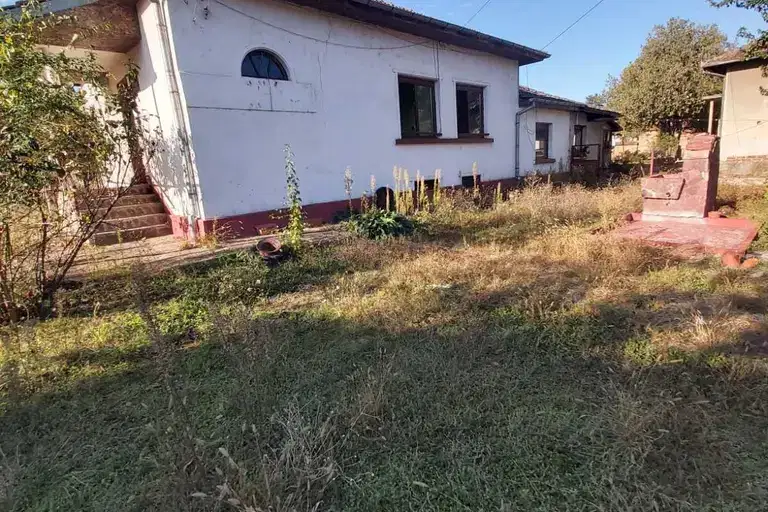 Къща в Плевен, с. Българене