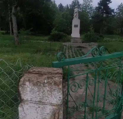 Снимка 5 — Къща в Плевен, с. Дебово