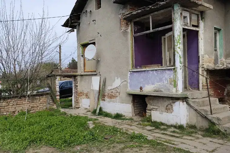 Къща в Плевен, с. Горна Митрополия