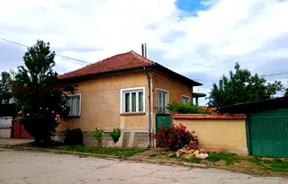 Къща в Плевен, с. Горни Дъбник