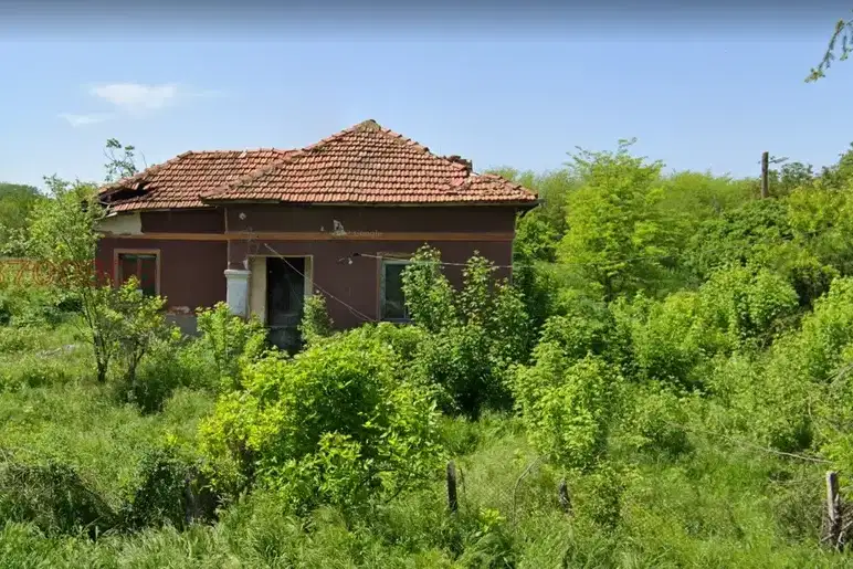 Къща в Плевен, с. Крета