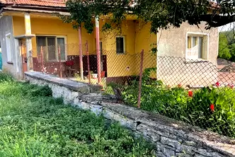 Къща в Плевен, с. Къртожабене
