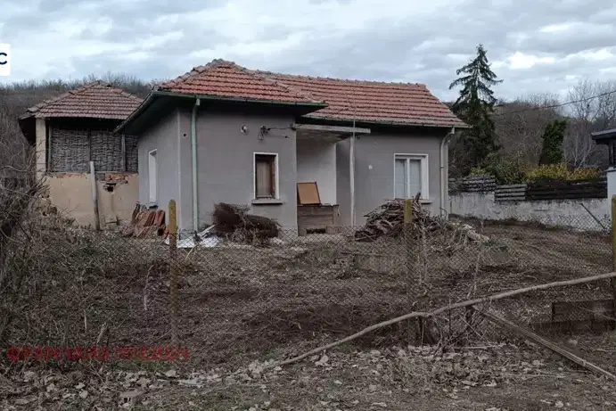 House in Oblast Pleven, с. Къртожабене