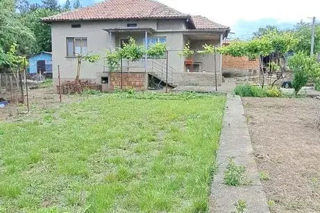 House in Oblast Pleven, Milkovica