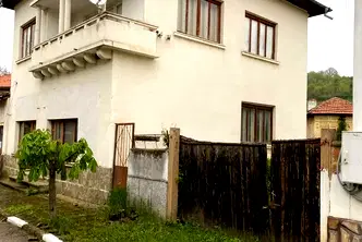 Къща в Плевен, с. Николаево