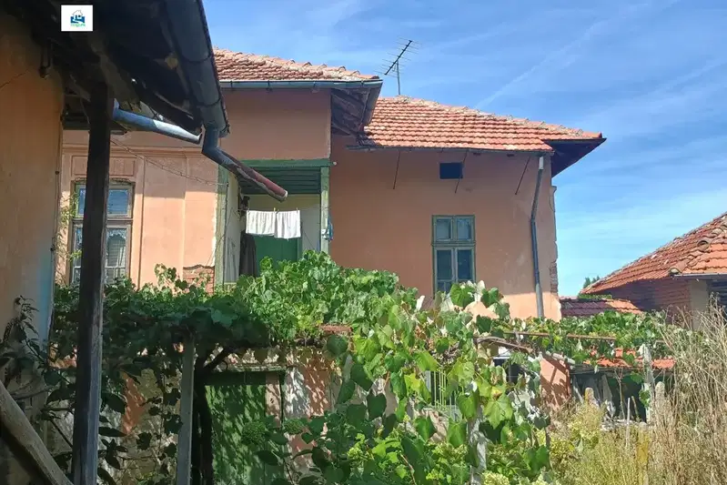 House in Oblast Pleven, Nikolaevo