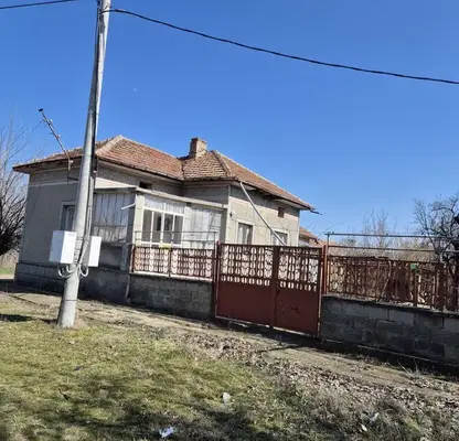 Снимка 2 — Къща в Плевен, с. Новачене